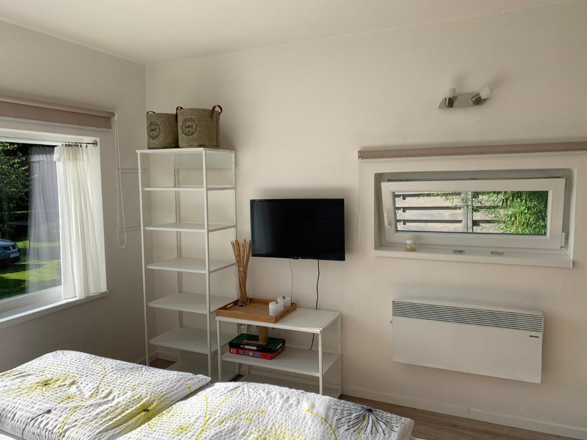 Studiovy Apartman V Zahrade Police nad Metují Εξωτερικό φωτογραφία